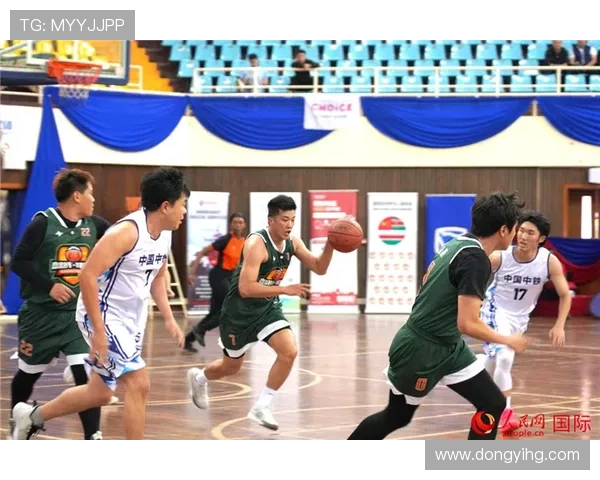 北京篮球队在联合会杯积分榜中以59分稳居第一名表现出色 北京篮球队在联合会杯积分榜中以59分稳居第一名表现出色