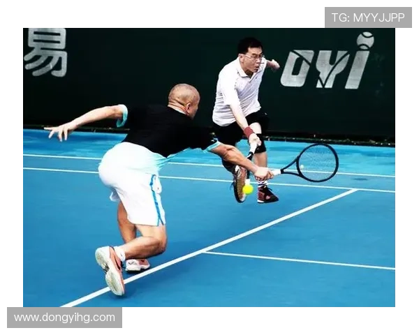 广州网球队在大师赛中的默契配合与战术执行分析 广州网球队在大师赛中的默契配合与战术执行分析