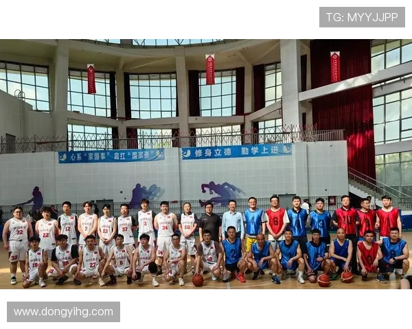 成都篮球队实力之争引发热议球迷对球队未来充满期待与担忧 成都篮球队实力之争引发热议球迷对球队未来充满期待与担忧