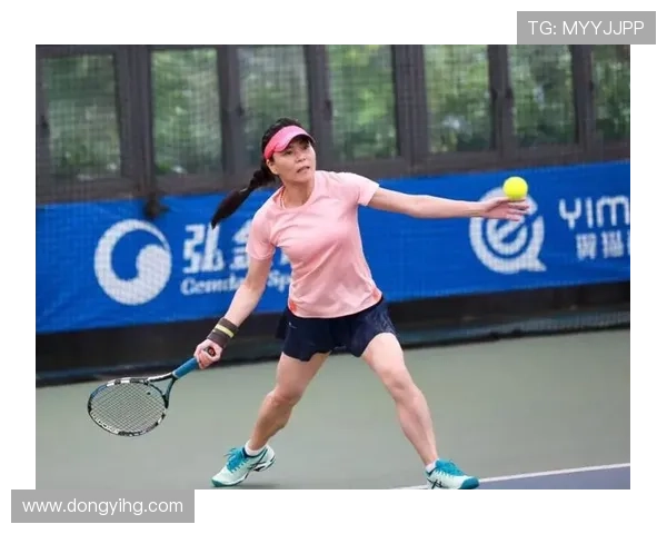 西安网球队的灵活性揭秘:如何在赛场上展现卓越技巧与团队协作 西安网球队的灵活性揭秘:如何在赛场上展现卓越技巧与团队协作