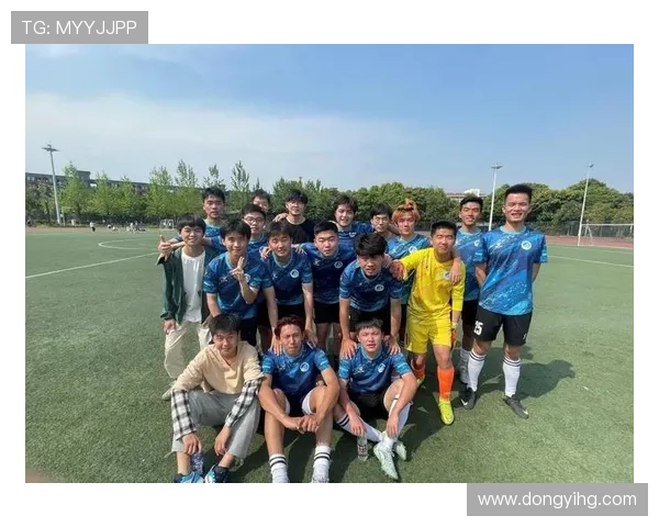 高清足球明星抽签盛况图集展现精彩瞬间与球员风采